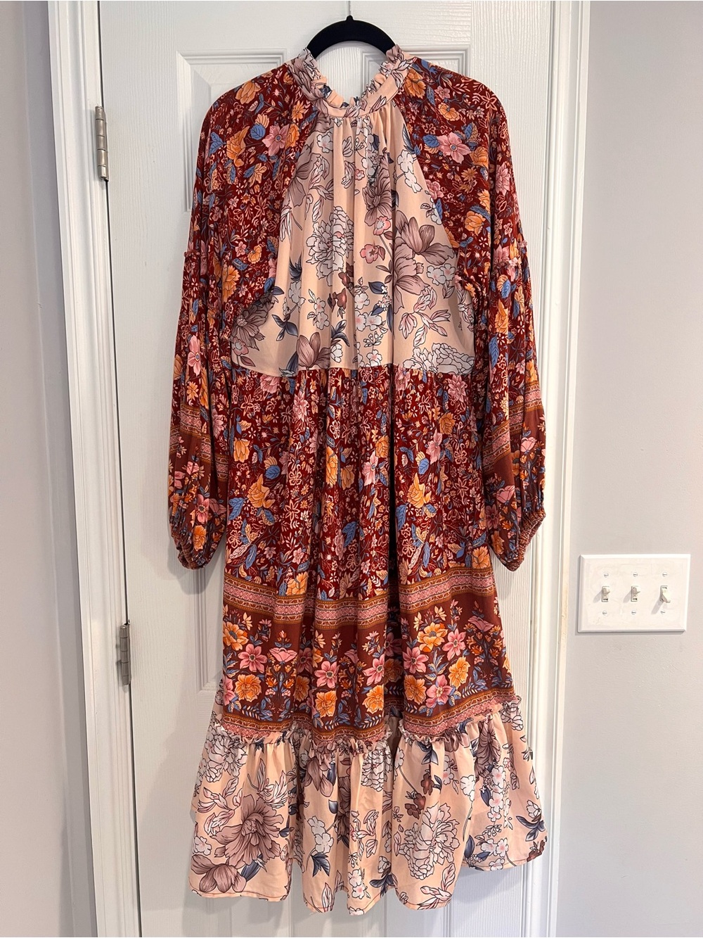 Umgee Mixed Print Boho Floral Tiered Long Sleeve Midi Dress Blush Burgundy Flowy - Picture 5 of 6